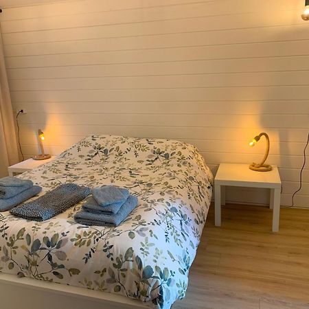 Tiny House Tussen De Grachten Снек Екстериор снимка