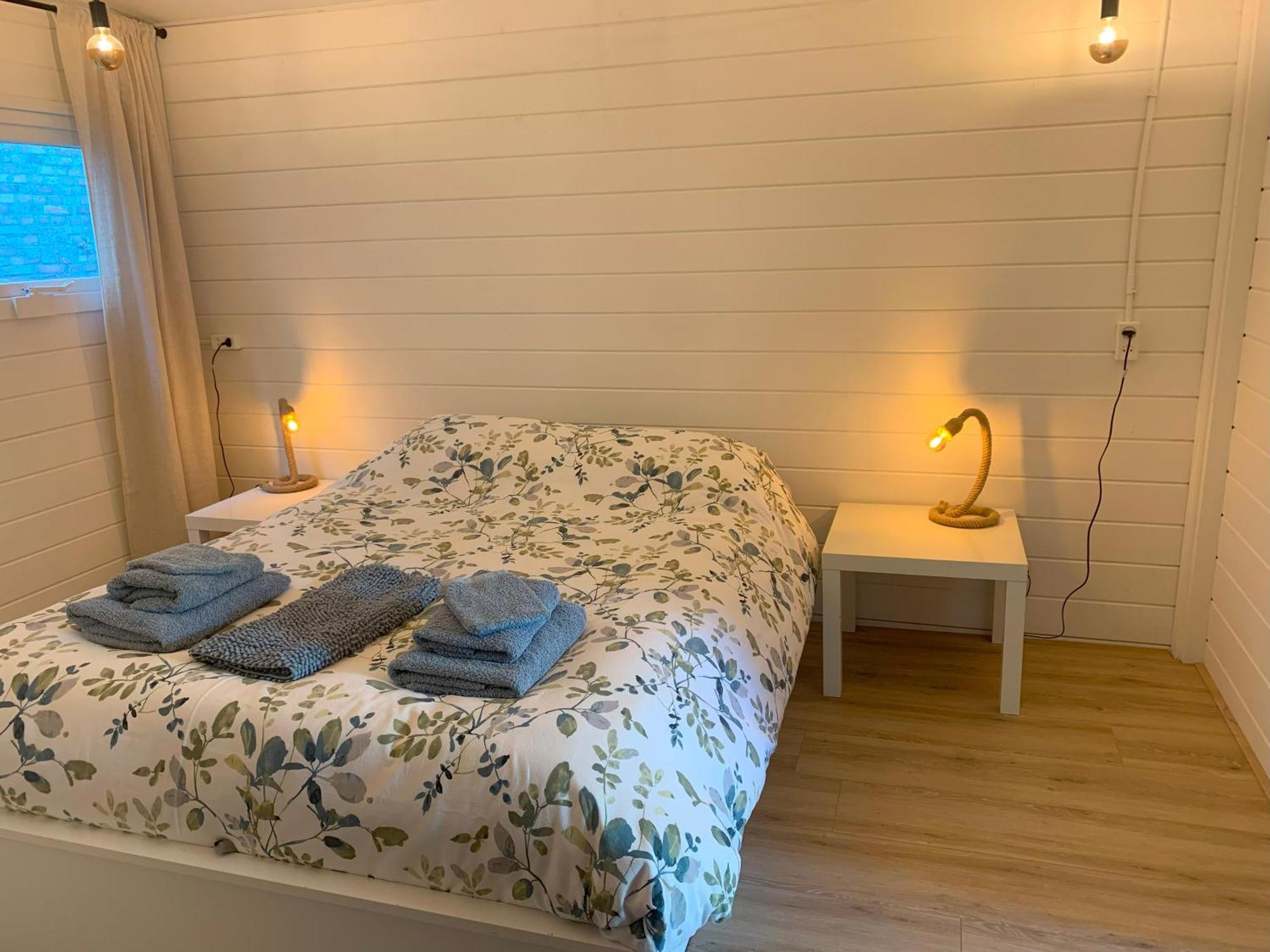 Tiny House Tussen De Grachten Снек Екстериор снимка